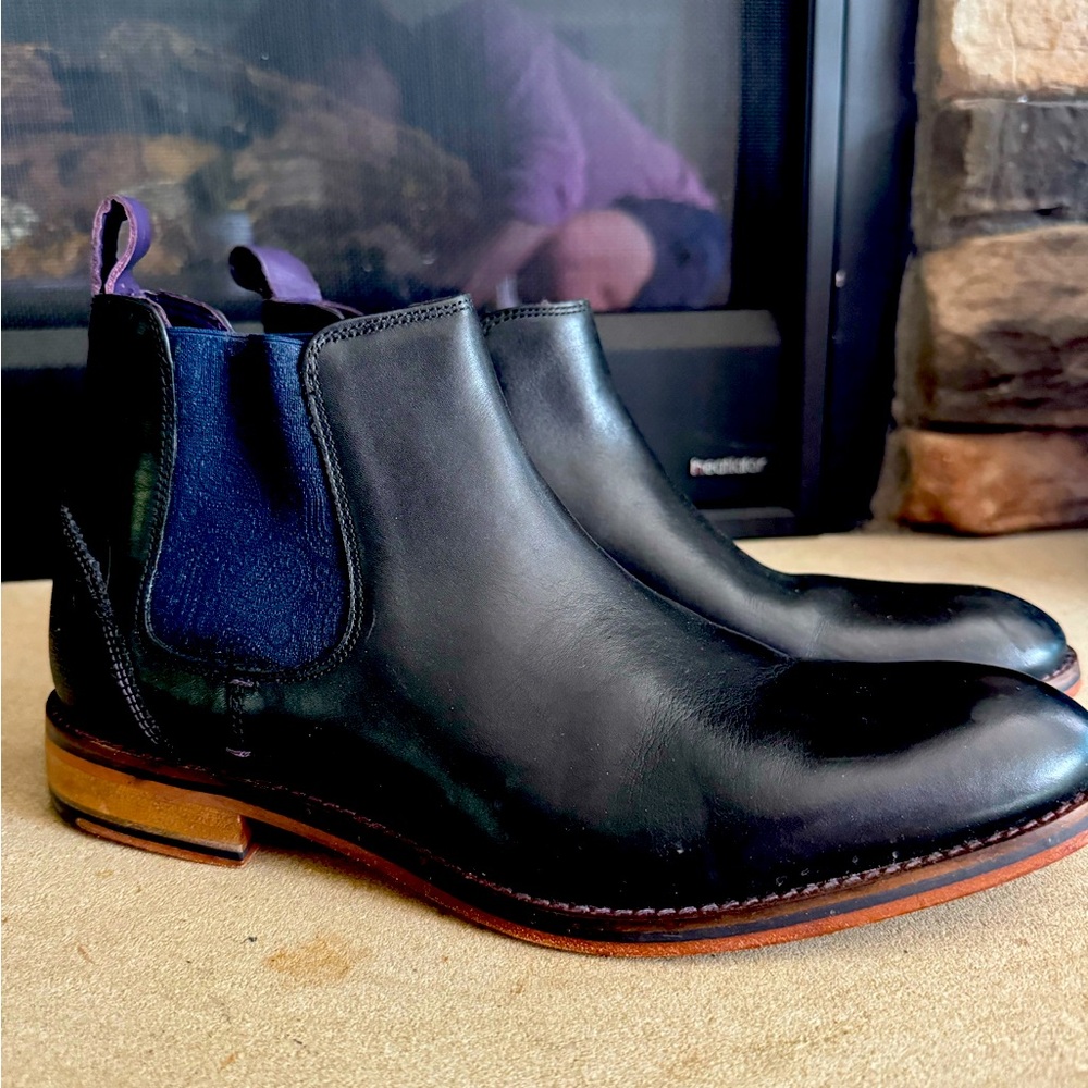 Ted Baker London Black Leather Chelsea Boots with Paisley Side Panel - Size 9